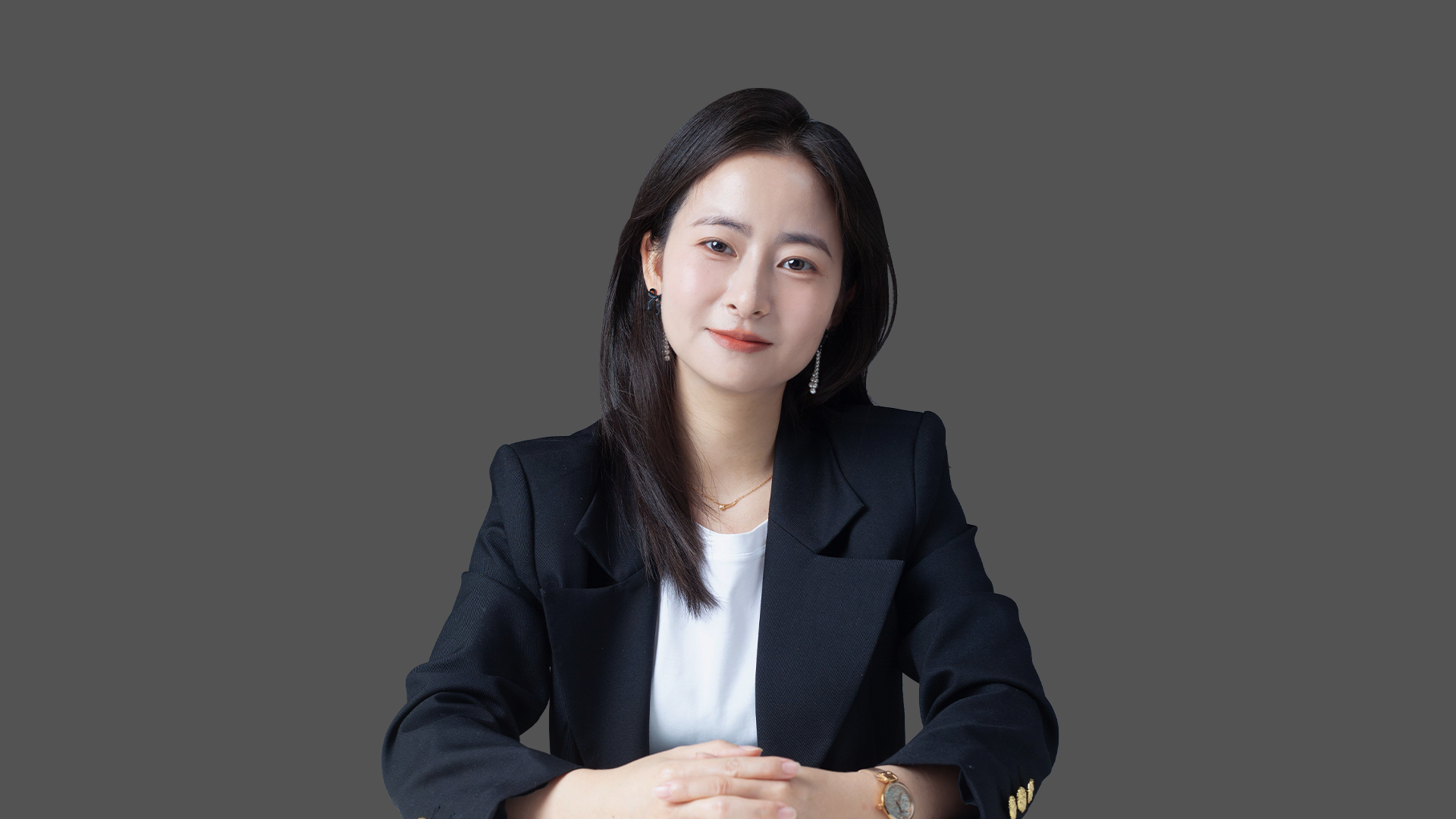 张梅律师+湖北尊而光律师事务所