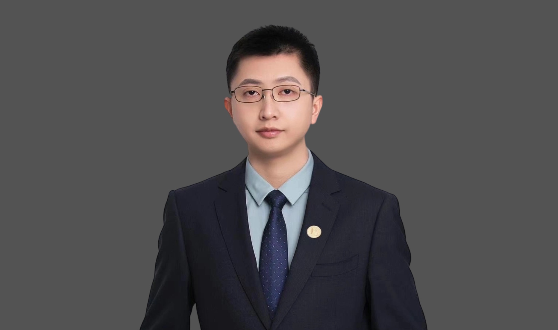 龙峤崧律师+湖北尊而光律师事务所